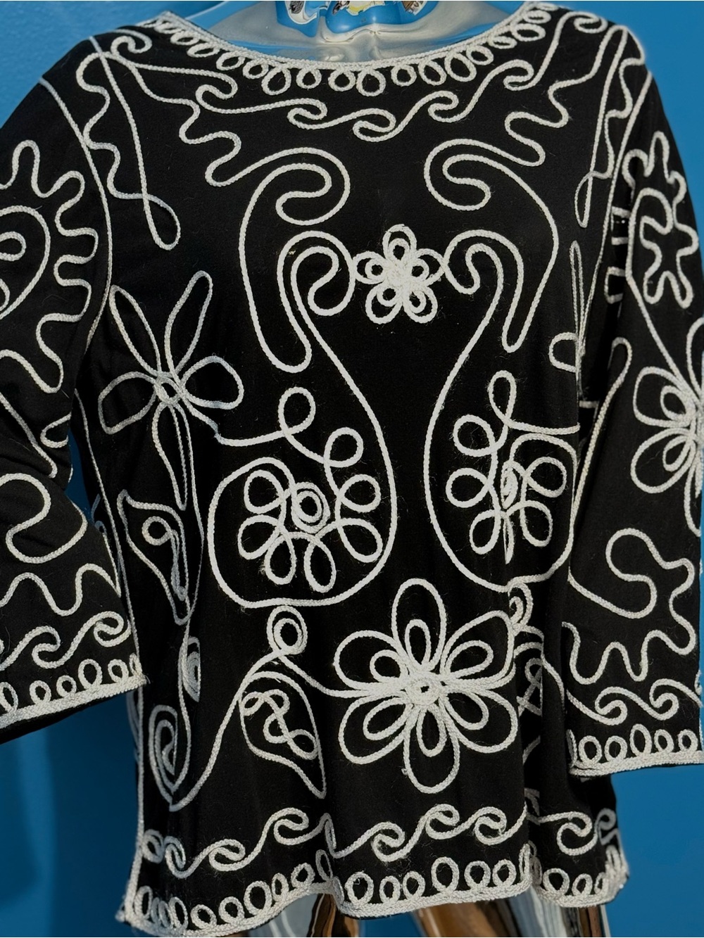 Lauren Michelle Blouse with white and silver metallic embroidered 1X